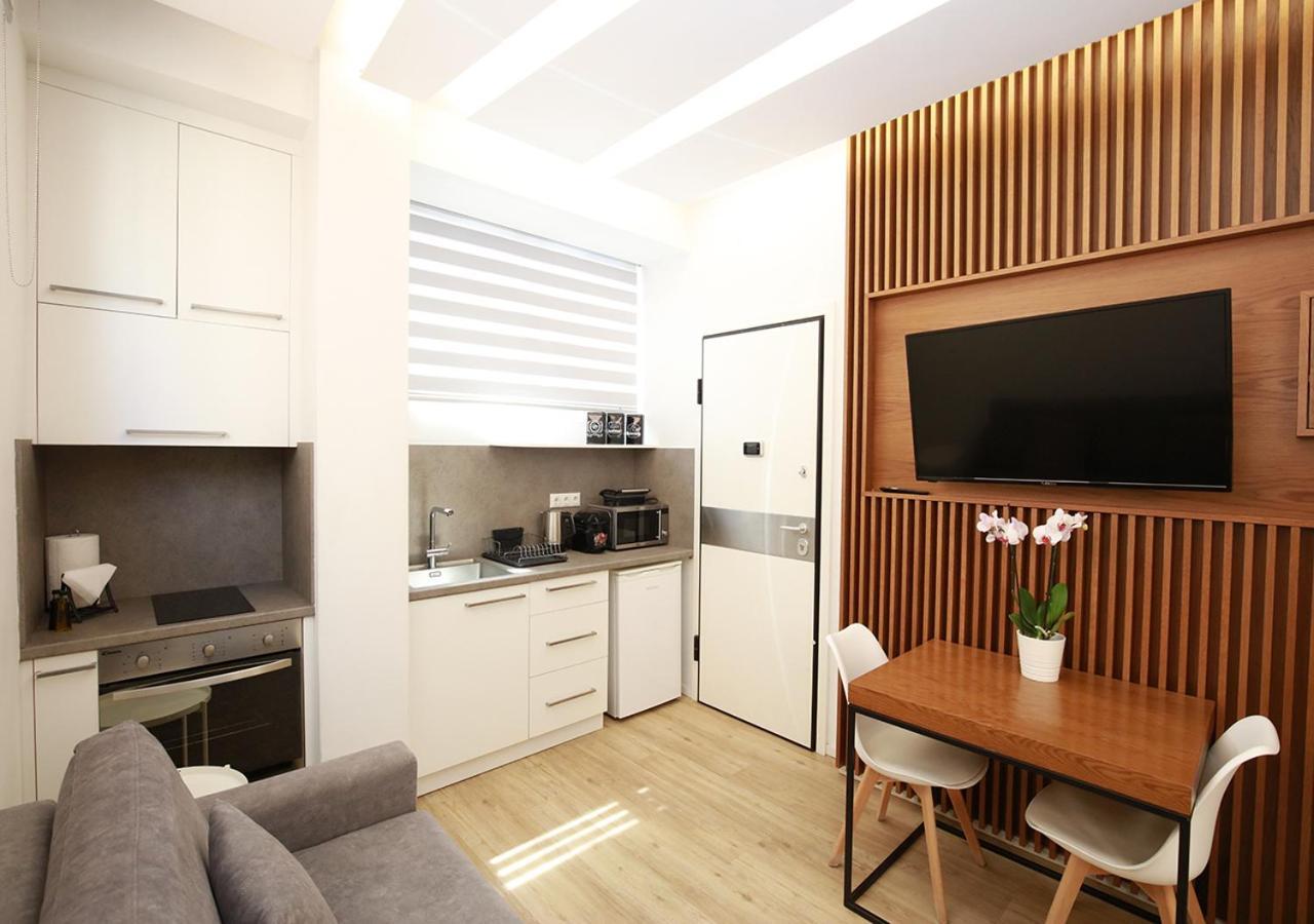 Emily In Athens - Central Modern Flat Syntagma E4 Екстериор снимка